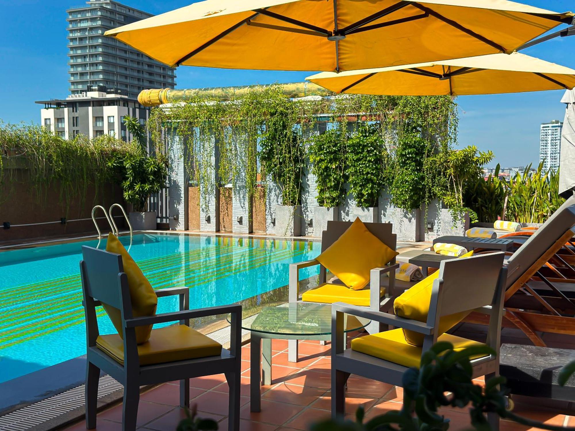 Jaya Suites Hotel Phnom Penh Eksteriør bilde